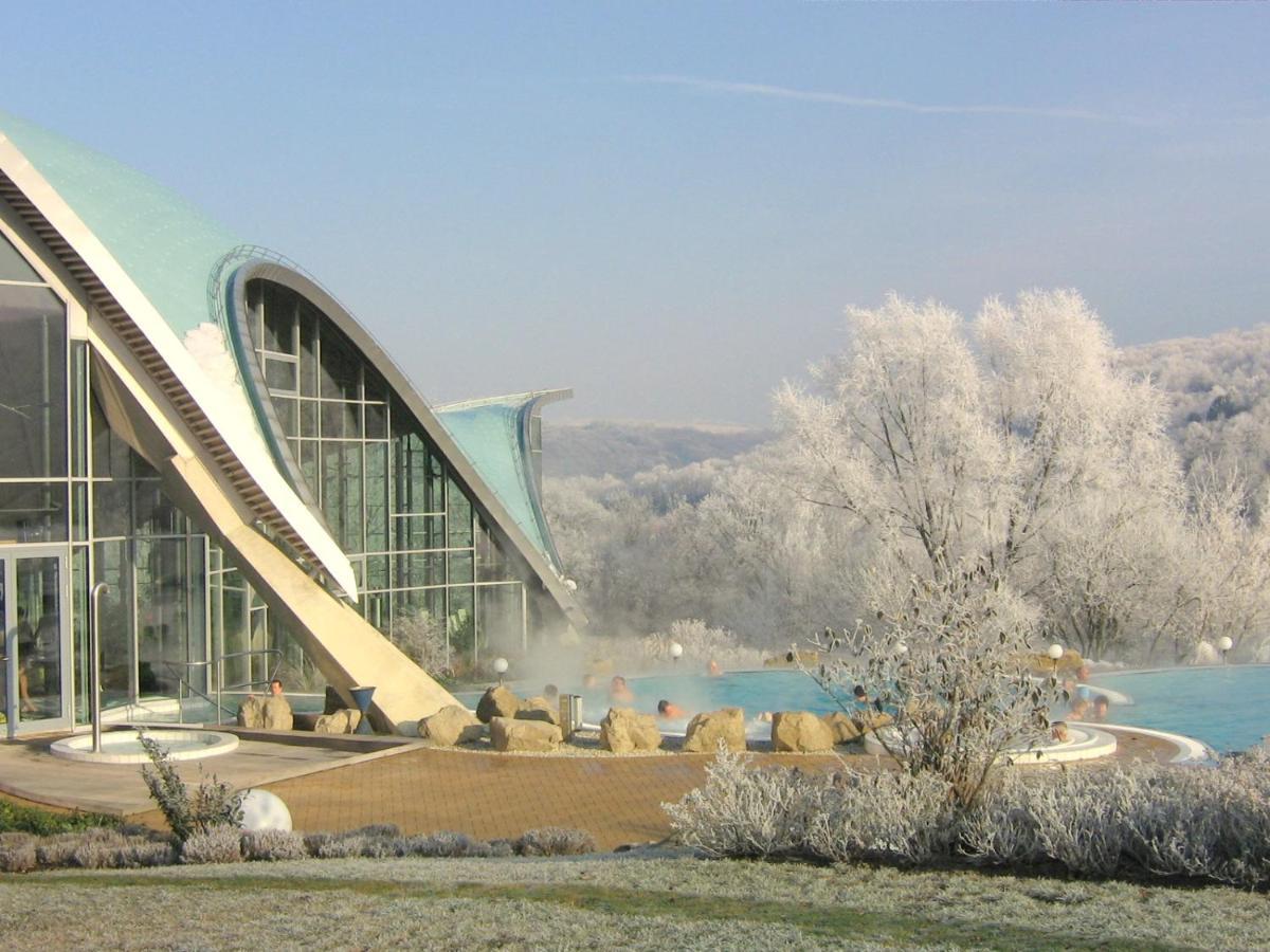 Hotel An Der Therme バート・ズルツァ エクステリア 写真
